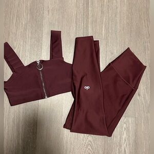 Alo Airlift Burgundy Set